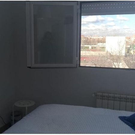 Amplia Habitacion En Vivienda Duplex 마드리드 외부 사진